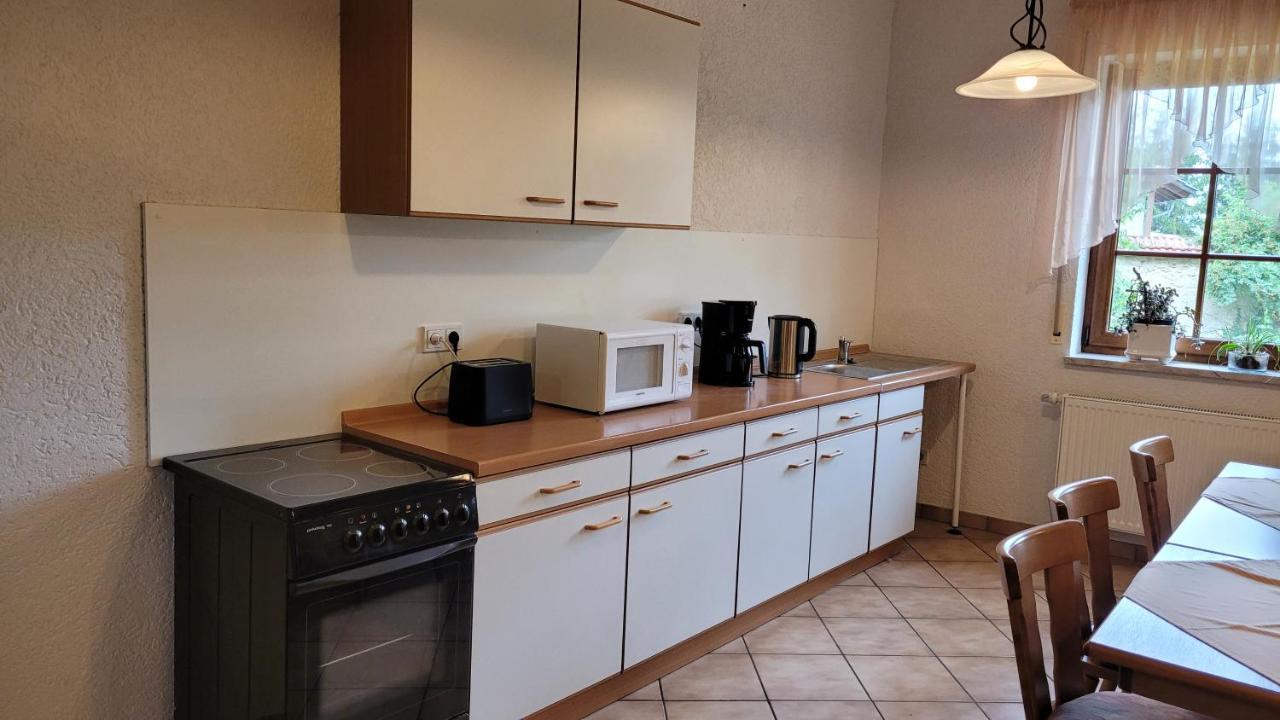 Gaestehaus Stephanie Ilbesheim Eksteriør bilde